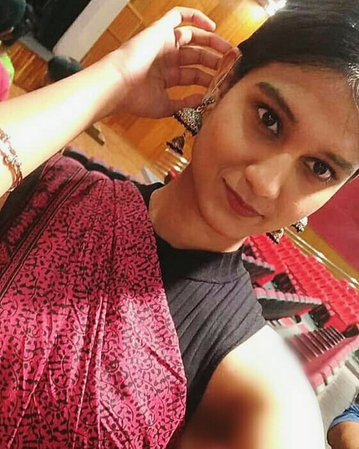 Lavanya Sivaji Miss World Malaysia tuai hujatan dari netizen Indonesia karena menyebut batik buatan Malaysia&period; Yuk intip fotonya&excl;