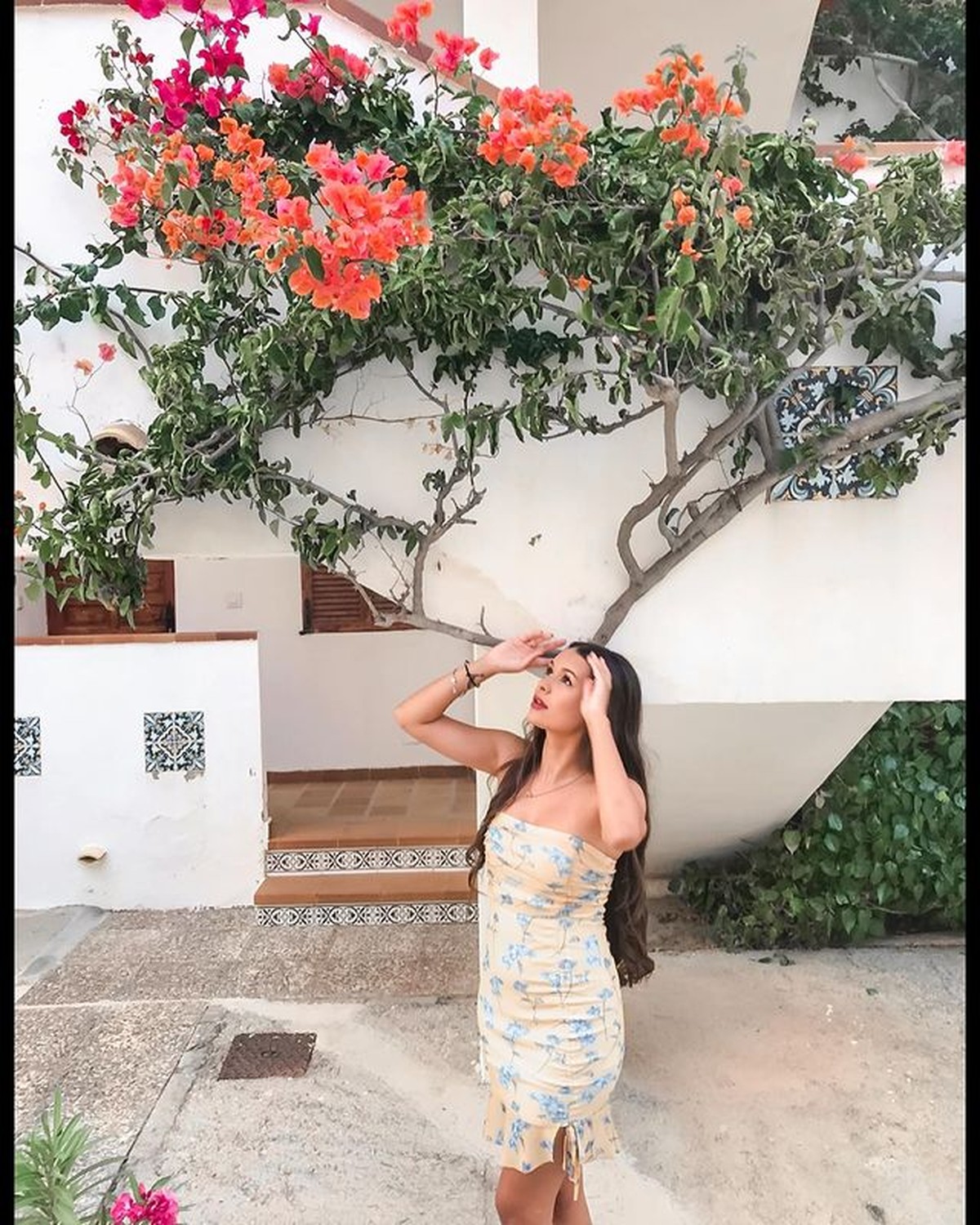 Baru-baru ini publik heboh melihat video kedekatan Stefan William bersama seorang wanita yang bikin Celine nangis&period; Yuk intip sosoknya&excl;