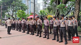 2.460 Aparat Diterjunkan Kawal Aksi Indonesia Gelap di Patung Kuda
