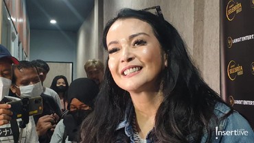 img-title Reaksi Jennifer Jill Sang Putra Disebut Punya Anak di Luar Nikah dengan Steffi Zamora