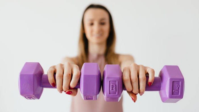 Nggak Nyangka! 5 Kegiatan Ini Ternyata Bisa Bakar Kalori Tanpa Harus Olahraga