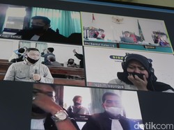 9 Fakta Ambyar Saat Aiptu Tomi Bertemu Nani di Sidang Kasus Takjil Sianida