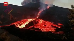 VIDEO: Sebulan Erupsi, Lava Gunung Vieja Masih Mengalir