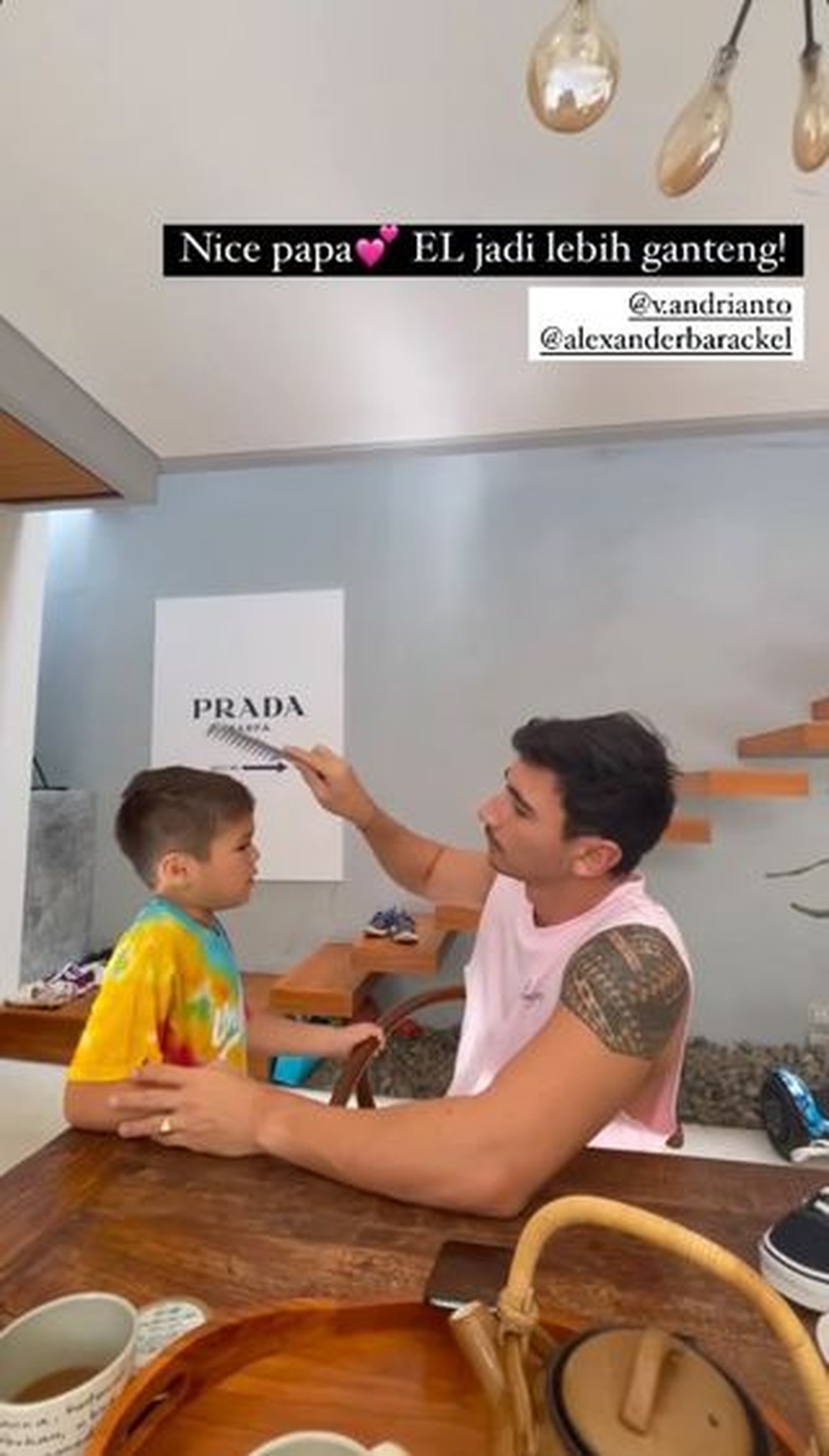 Jessica Iskandar dan Vincent Verhaag akan menikah hari ini &lpar;22&sol;10&rpar;&period; Yuk intip perlakuan manis Vincent ke keluarga Jedar&excl;