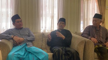 img-title Harapan Achmad Rifai pada Calon Pemenang Santri Speech Contest
