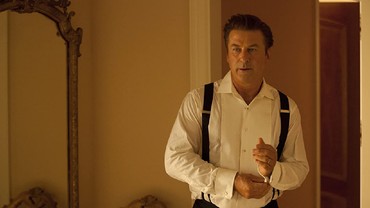 img-title Tak Akui Kesalahannya, Alec Baldwin Bikin Suami Halyna Hutchins Murka