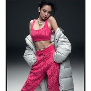 Pilihan Busana Favorit Seleb Korea yang Bisa Dipakai di Negara Tropis