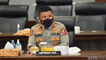 img-title Resmi Jadi Tersangka, Ferdy Sambo Terancam Hukuman Mati