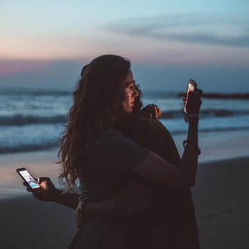 Jemput Jodohmu Sekarang! Ini Keuntungan Gunakan Aplikasi Kencan untuk Mencari Pasangan