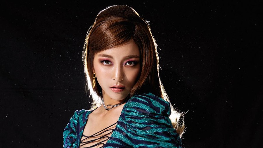 Lirik Lagu Madonna - Luna f(x) Lirik Lagu Madonna - Luna f(x)