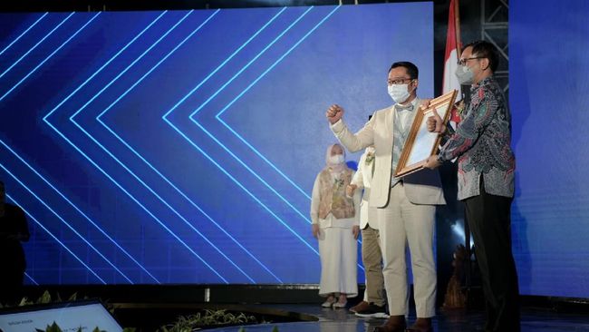 BI Sebut Jawa Barat Jadi Destinasi Investasi Unggulan Jawa Barat disebut menjadi provinsi yang paling dicari investor, seiring dengan wilayahnya yang memiliki banyak potensi dan keunggulan.