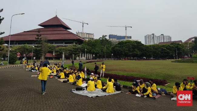 Ratusan mahasiswa baru UI yang masuk lewat jalur SNBP dikabarkan keberatan BOP yang ditetapkan.