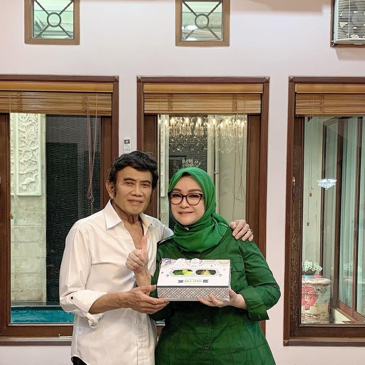 Ricca Rhoma yang Awet Muda