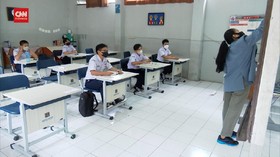 VIDEO: PTM, 54 SIswa Dan Guru Di Bandung Positif Covid-19