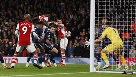 Aston Villa Berpeluang Jegal Arsenal ke Liga Champions