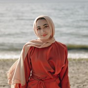 Hijabers Wajib Tahu... 5 Cara Sederhana Ini Bantu Merawat Hijab Supaya Nggak Cepat Pudar, Yuk Lakukan!