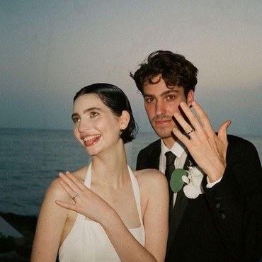 Didampingi Vin Diesel, Ini Alasan Putri Paul Walker Gelar Pernikahan Sederhana