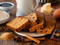 Ontbijtkoek Kue Jadoel dengan Rasa Rempah Khas Belanda, Sudah Coba?