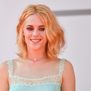 Simak Perubahan Gaya Kristen Stewart dalam Setiap Karakter Film yang Diperankannya, dari Bella Swan hingga Putri Diana!