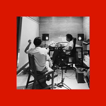 Lirik Lagu Alright - Romantic Echoes ft. Pamungkas