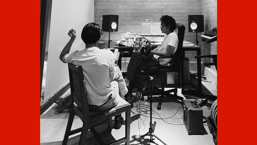 Romantic Echoes dan Pamungkas Romantic Echoes dan Pamungkas