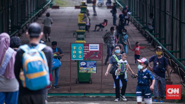 Kasus positif Covid-19 bertambah 460 pada hari ini, Senin (25/10). Sementara pasien sembuh bertambah 1.236 orang, dan sebanyak 30 orang meninggal dunia.