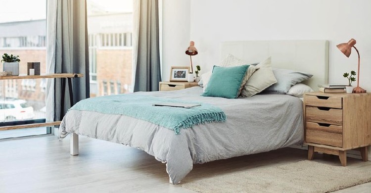 MERAPIKAN TEMPAT TIDUR TIAP HARI JUGA BAKAR KALORI LHO Bagi Bunda yang jarang olahraga tapi tetap ingin berat badan ideal, sederet pekerjaan rumah tangga ini bisa membantu menurunkan berat badan. Yuk lihat faktanya!