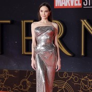 Potret Transformasi Gaya Angelina Jolie di Red Carpet