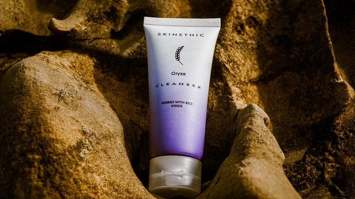 BeauPicks: 5 Pembersih Wajah Lokal untuk Mencerahkan, Mulai dari Rp16 Ribuan