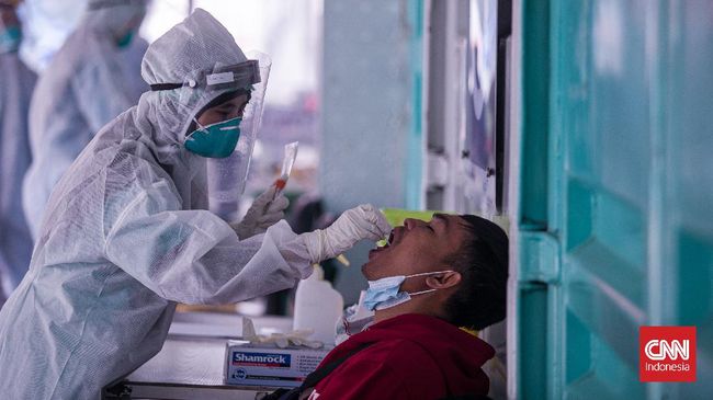 IDI: Indonesia Masuk Gelombang Ketiga Covid Ikatan Dokter Indonesia (IDI) menilai jumlah tes Covid-19 masih timpang, padahal lonjakan kasus diprediksi telah terjadi tak hanya di Jakarta.