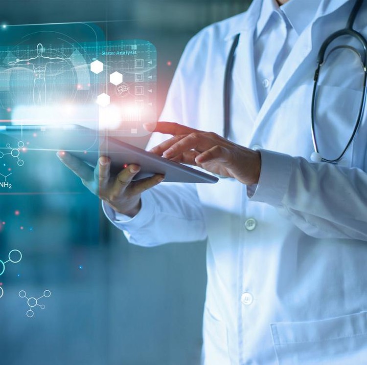 Ilustrasi ilmuwan Abstract luminous DNA molecule. Doctor using tablet and check with analysis chromosome DNA genetic of human on virtual interface. Medicine. Medical science and biotechnology.