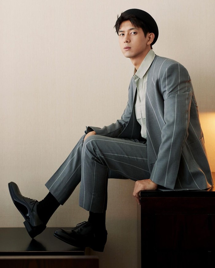 Karir yang semakin melejit, Li Xian menuai kesuksesan dalam drama Sword Dinasty (2019) dan Go Go Squid! (2019). Terbaru, Li Xian membintangi miniseri fiksi ilmiah berjudul 11 Left dan mendapat ulasan yang baik dari penonton. /Foto: instagram.com/@mr.lixian