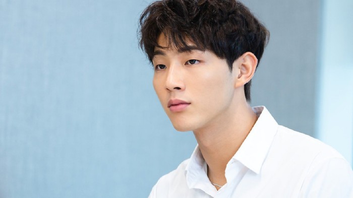 Selain Kim Seon Ho, Para Artis Korea Ini Harus Keluar dari Film dan Drama Akibat Skandal Selain Kim Seon Ho, Para Artis Korea Ini Harus Keluar dari Film dan Drama Akibat Skandal