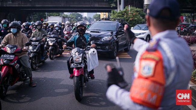 Rencana Pemprov DKI Jakarta menerapkan alias jalan berbayar elektronik (JBE) dengan membangun 18 koridor di jalan protokol mendapatkan tanggapan berbeda-beda.