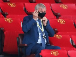MU Dibantai Liverpool, Viral Wajah Masam Sir Alex Ferguson