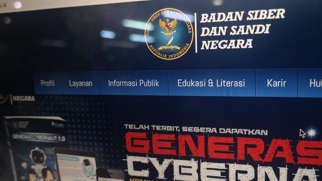Pengamat Kritik BSSN: Harusnya Jadi Institusi Paling Aman Pengamat mengkritik kasus peretasan dengan serangan deface terhadap situs BSSN yang dinilai semestinya menjadi situs paling aman.