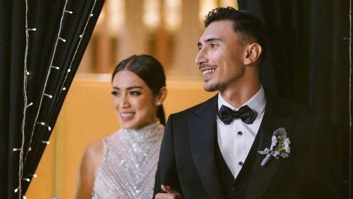 Tajir Melintir! Ternyata Ini 'Gudang Duit' Vincent Verhaag, Suami Jessica Iskandar