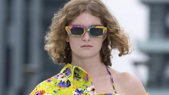 Dari Klasik hingga Futuristik, Ini Deretan Tren Kacamata Tahun 2022