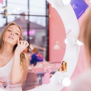 Sewajarnya Saja Ya, Ini Lho Tanda Kamu Sudah Ketergantungan Makeup