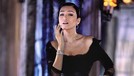Artis China&comma; Gong Li sedang ramai jadi perbincangan karena melepas kewarganegaraan Singapura dan masuk daftar hitam&period; Yuk intip fotonya&excl;