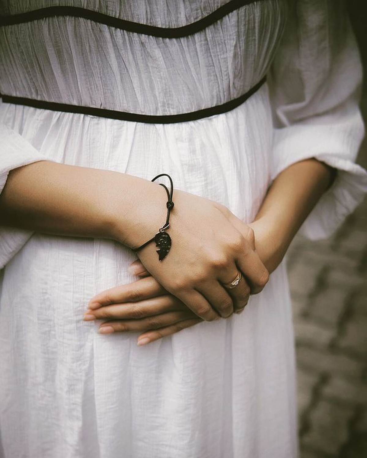 Potret Glenca Chysara Pamer Baby Bump Tuai Pujian