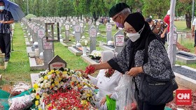 Anak Kenang Sudi Silalahi: Orang yang Keras Berpegang Agama