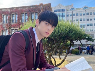 Cha Eun Woo Dikabarkan Akan Bintangi Film Hollywood Bareng Rebel