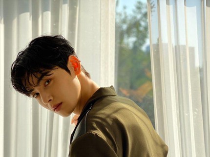 Cha Eun Woo Tak Pernah Dipuji Tampan oleh Ibunda, Alasannya Ternyata..