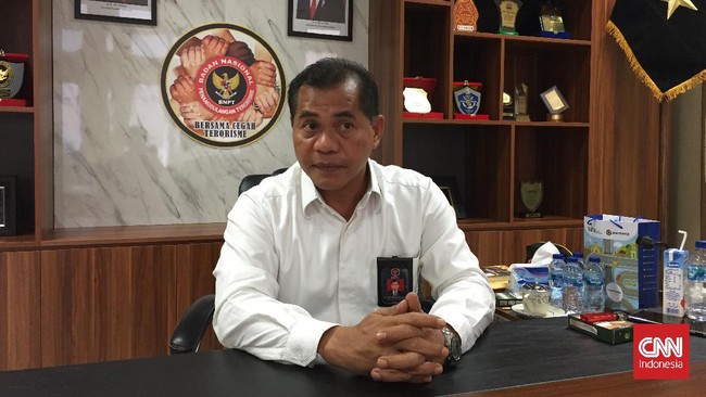 Alasan BNPT Umumkan Ciri-ciri Penceramah Radikal BNPT menyatakan penerbitan ciri-ciri penceramah radikal ini untuk pencegahan agar masyarakat bisa lebih waspada dalam mendengar ceramah.