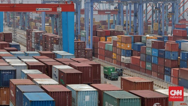 China mencetak rekor surplus neraca perdagangan dengan menembus US$101 miliar pada Juli 2022.
