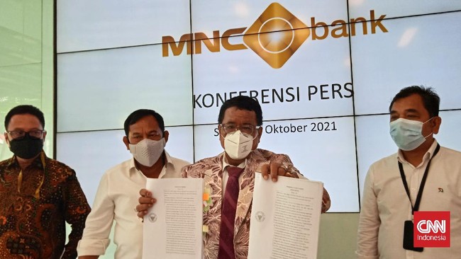 Hotman Paris diminta Hary Tanoe untuk menggugat balik PT Bangun Bumi Bersatu (BBB) yang sebelumnya menggugat lantaran pengalihan piutang proyek.