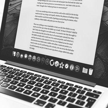 Mahasiswa Panik Skripsinya Mandek gegara IG Rachel Vennya Hilang