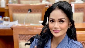 PERAWATAN DIRI ALA KRISDAYANTI