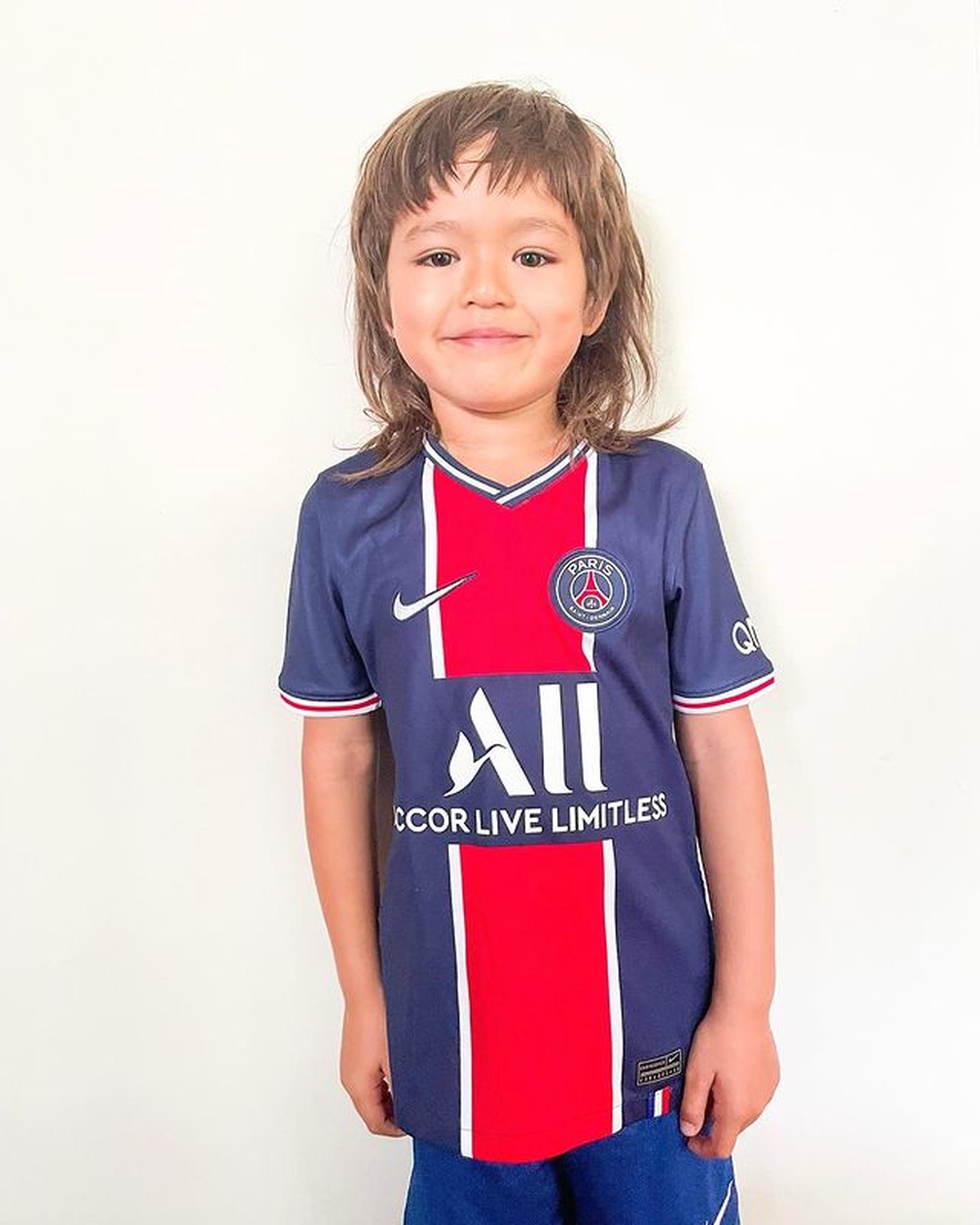 El Barack menjadi sorotan usai videonya menangis terharu di pernikahan Jedar dan Vincent beredar di media sosial&period; Yuk intip potretnya&excl;